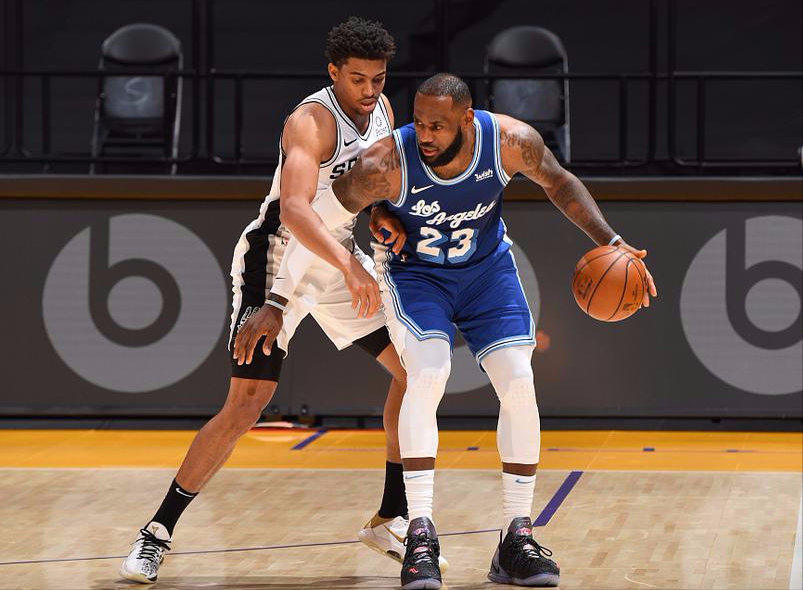 开云体育官网-关于猛龙马刺爆冷淘汰对手，双双晋级的信息