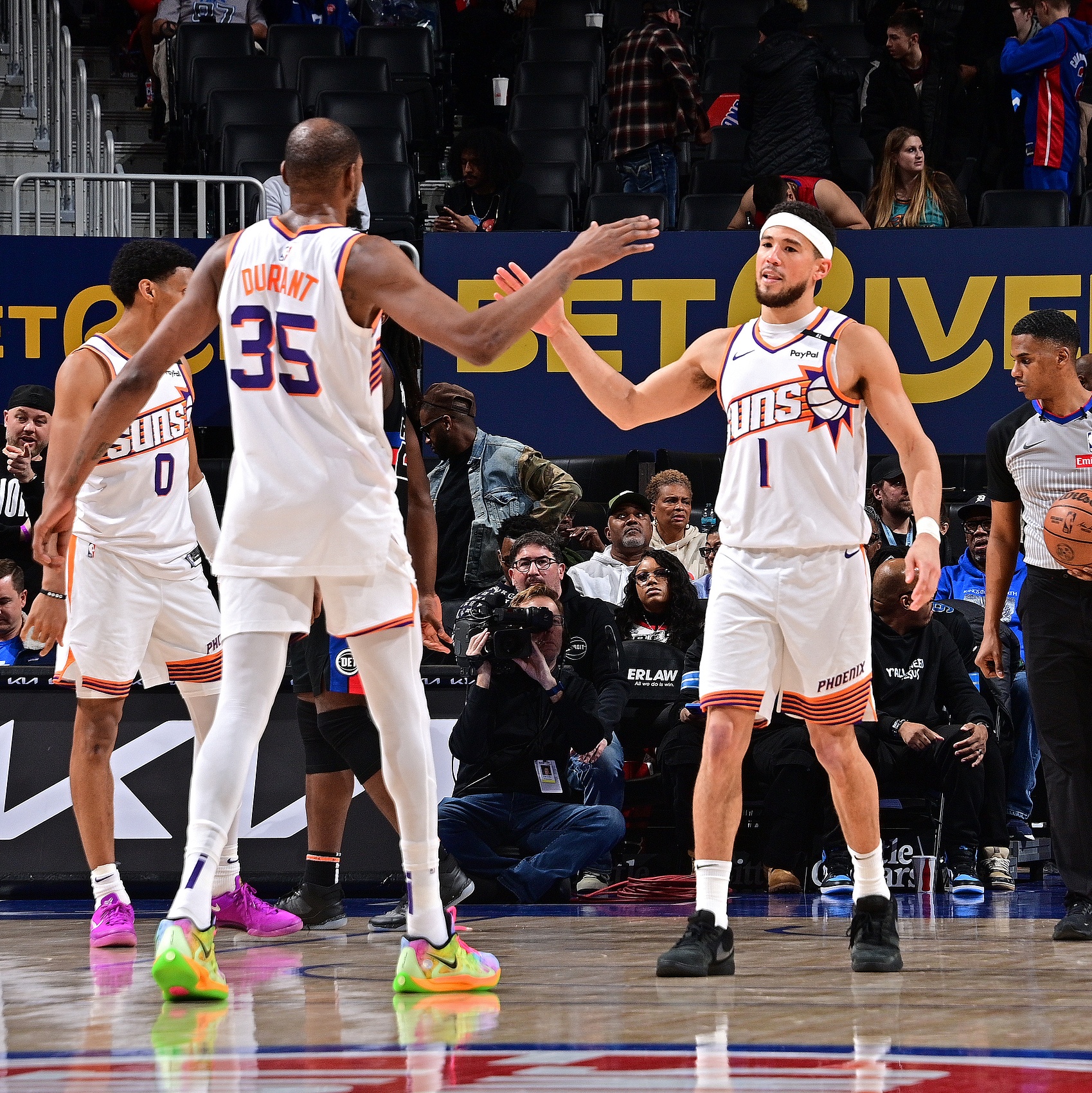 开云体育官网-包含灰熊逆转太阳，豪取两连胜的词条