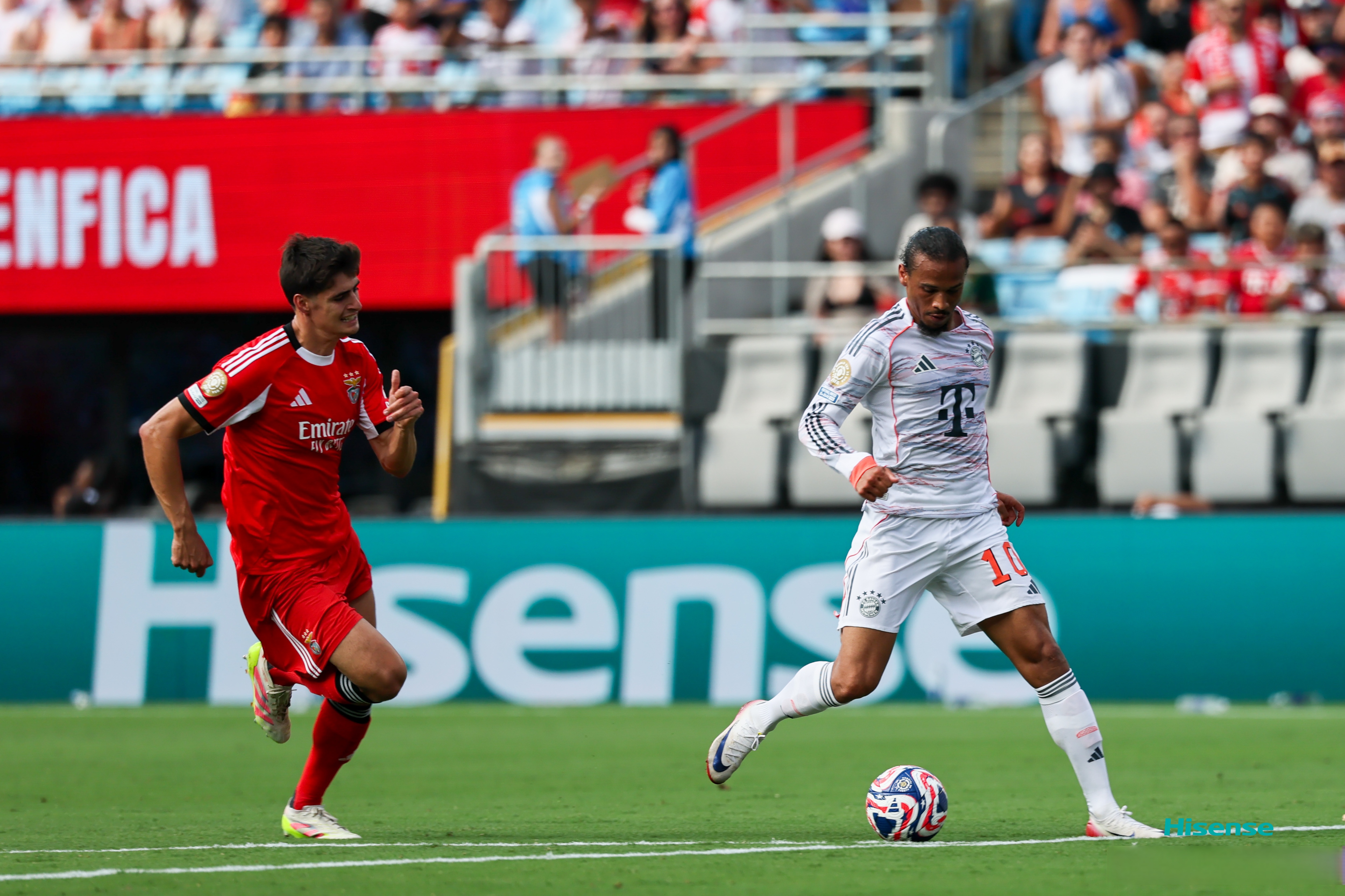 开云体育-莱比锡红牛逆转马德里竞技，伊布状态火热