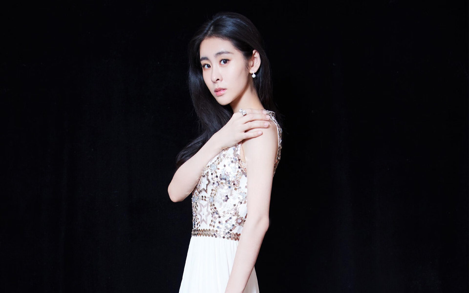 闪电、雄狮与绿茵哲学家，当哥斯达黎加的铁蹄横扫摩洛哥