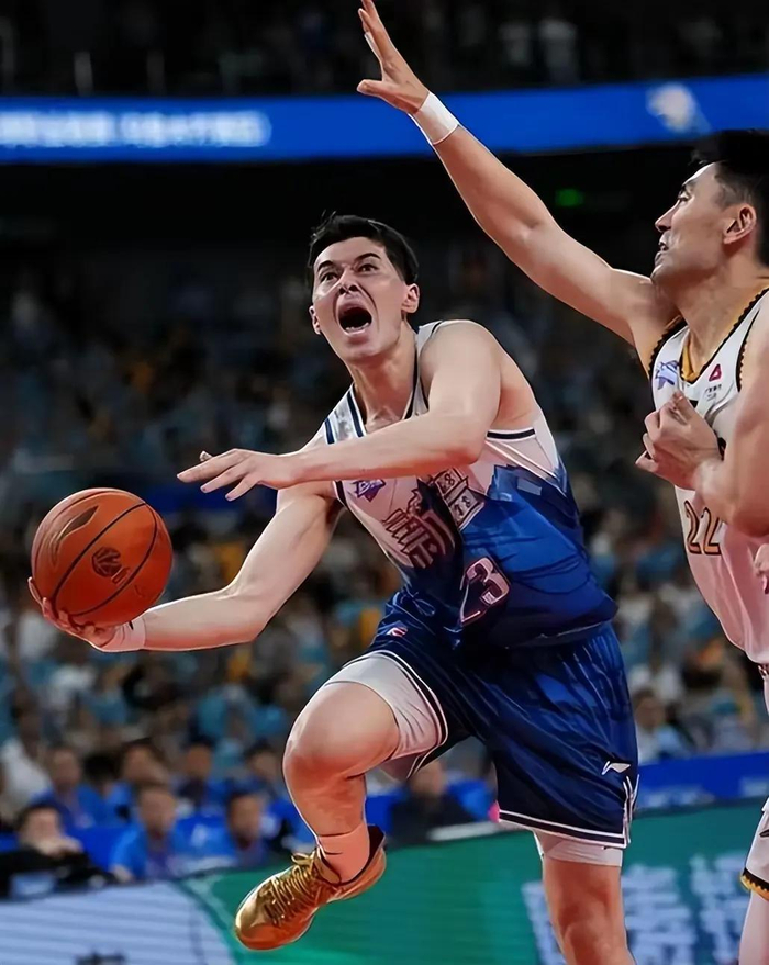 辽宁队力克北京队,贝恩成为关键先生 辽宁队力克北京队,贝恩成为关键先生