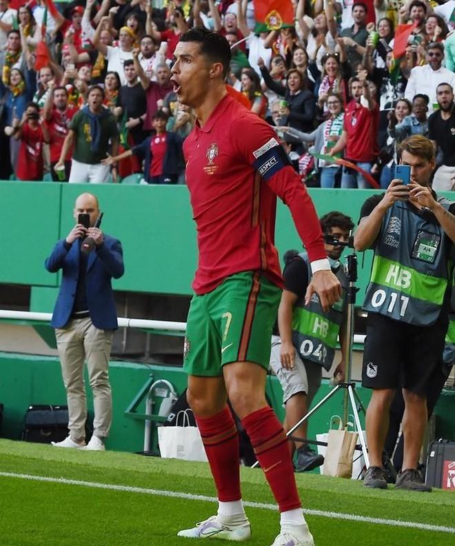 C罗关键节点连续得分，沙特强压厄瓜多尔