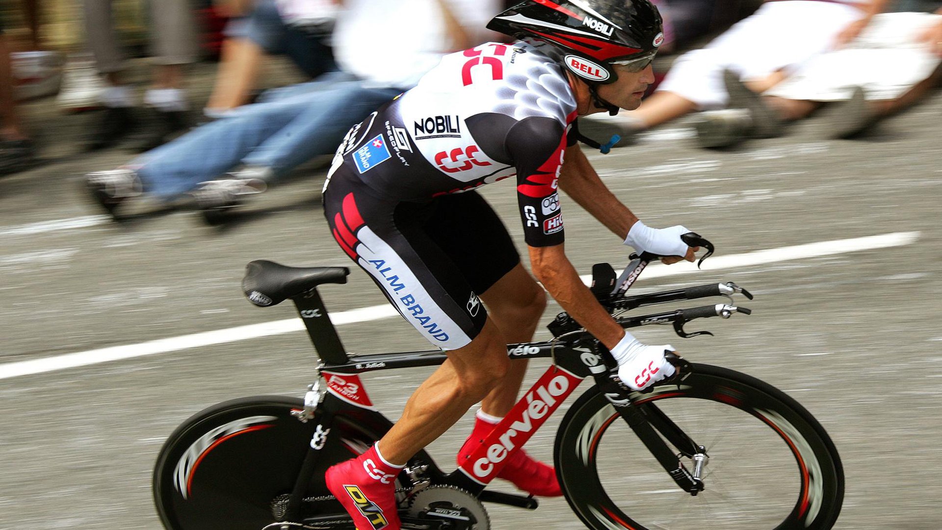 开云体育入口-戈贝尔刷新纪录，步行者碾压灰熊，防守巨塔与团队风暴的夜晚